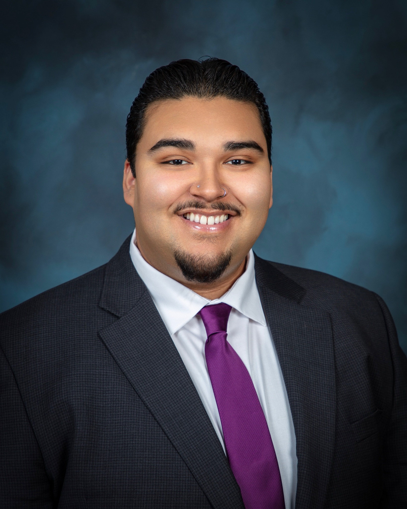 Vicepresidente de la Junta Directiva de SAUSD Hector Bustos